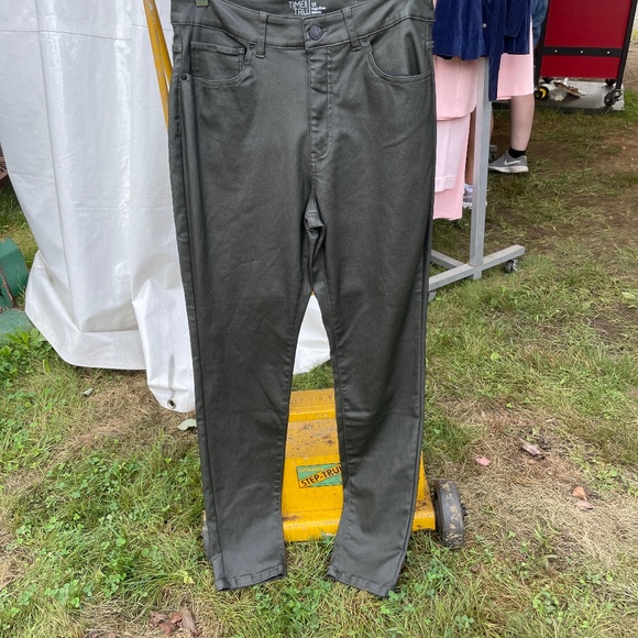 Time and Tru Jegging Women’s Pants - Picture 1 of 4